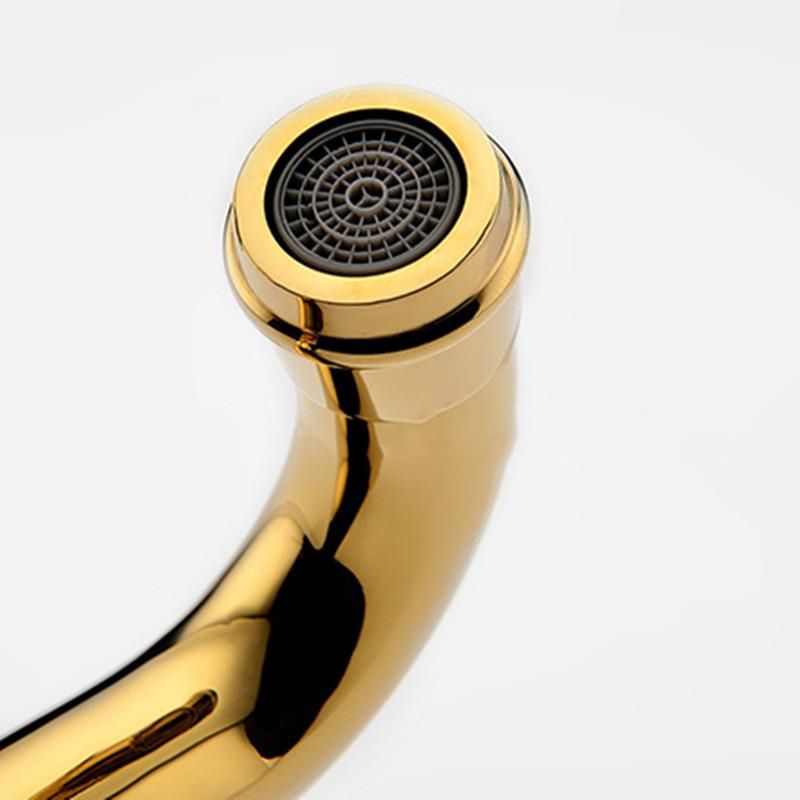 Traditional Centerset Faucet Lever Handles Gooseneck Arc Solid Brass Faucet