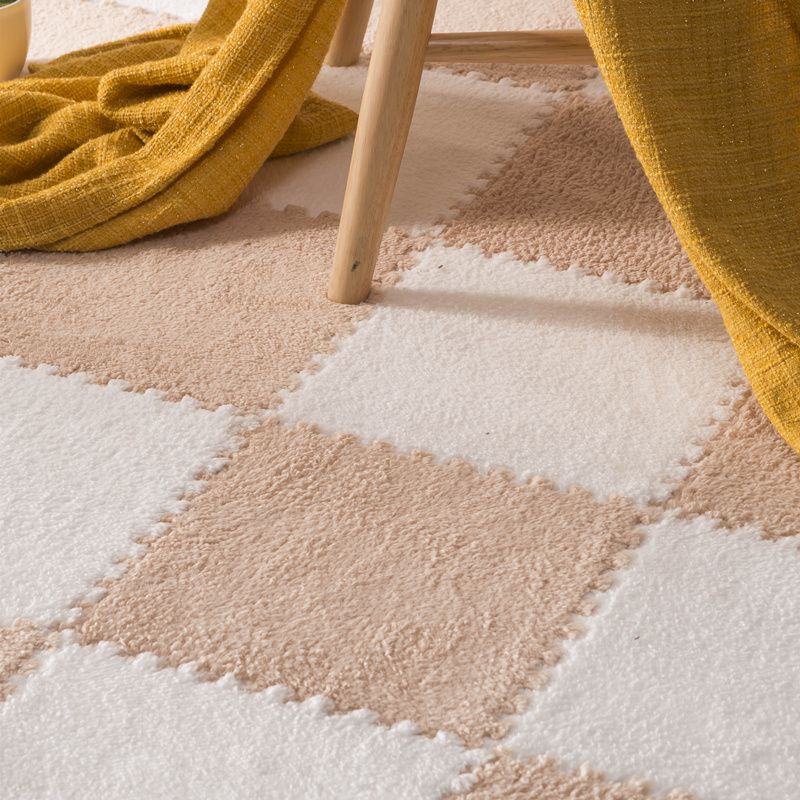 Indoor Carpet Tiles Color Block Interlocking Stain Resistant Carpet Tiles