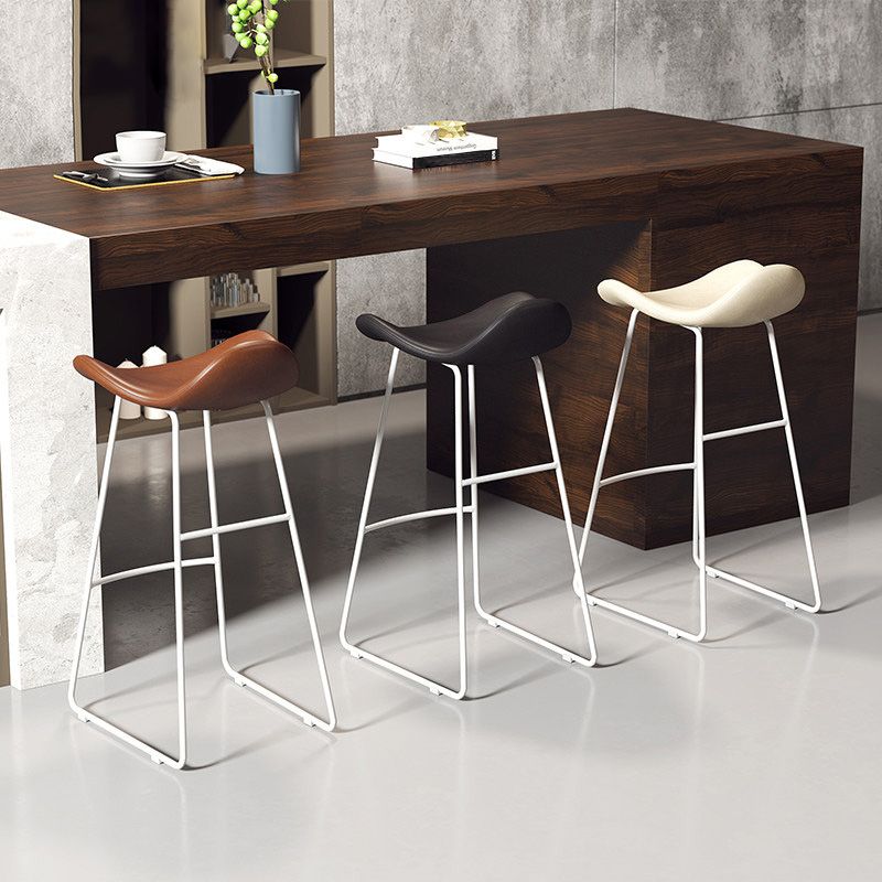 Glam Leather Bar Stools Patio Bar Stool with Iron Legs and Low Back