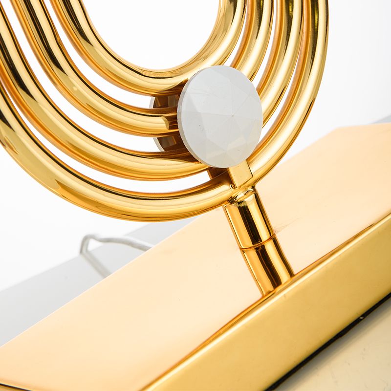 Gecanneleerde ovale woonkamer tafellicht vintage stijlvol metalen metalen 1-licht gouden leeslampkit met stofschaduw