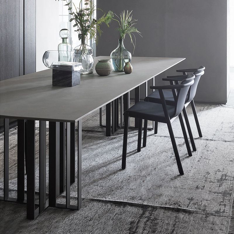 Mesa de comedor industrial de piedra sinterizada Mesa rectangular con pedestal doble de metal