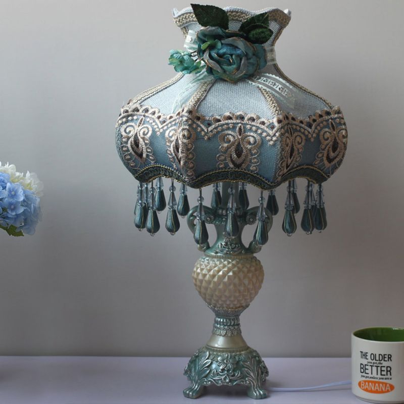 Peacock Blue Vase Night Light Vintage 1 Éclairage de table de chevet de résine Bulbe avec ombre en tissu