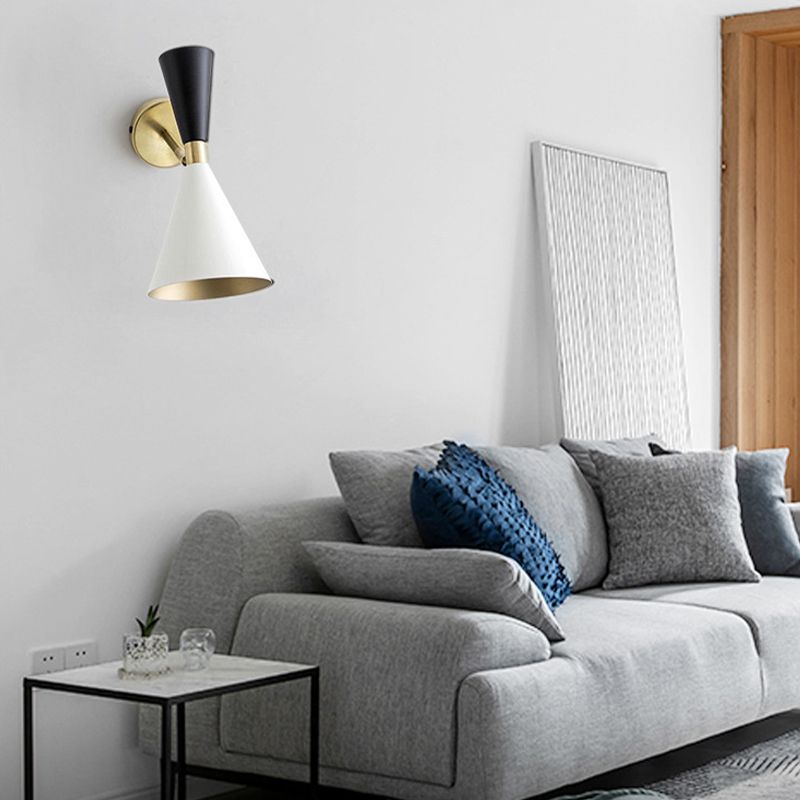 Metal Flare Shape Wall Light Modern Style 1 Light Wall Light Sconce in White