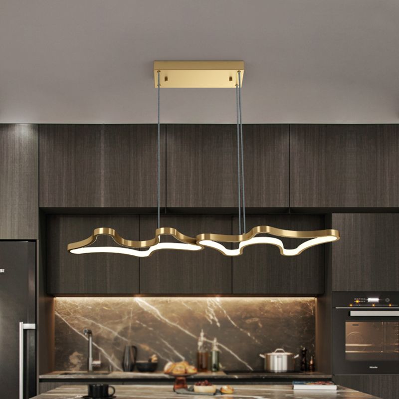 Luci del lampadario dell'isola moderna lineare Luci a soffitto a led in metallo per sala da pranzo