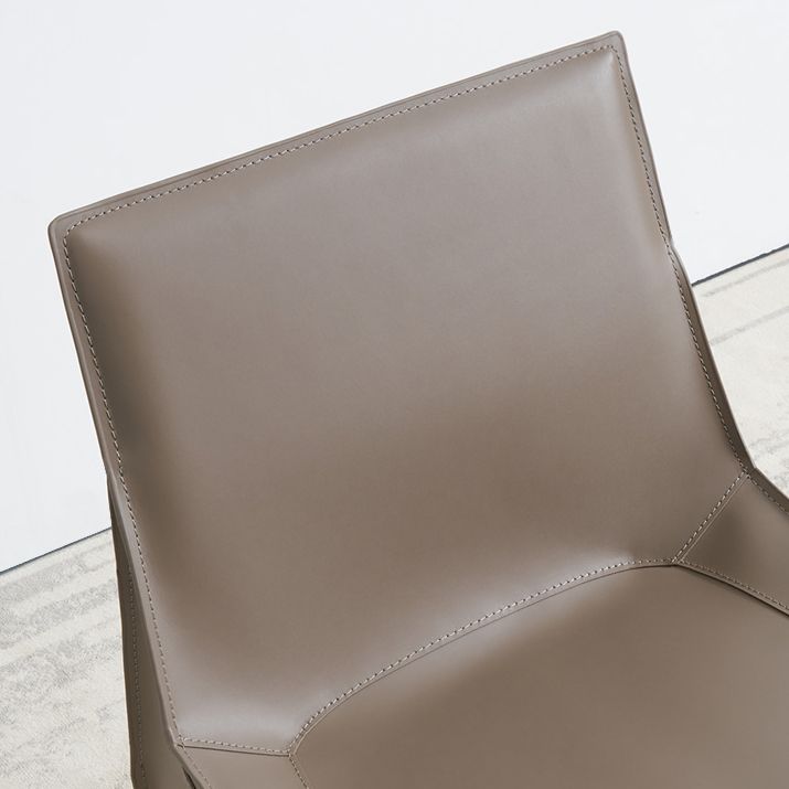 Silla de cuero para el hogar estilo diseñador, acabado mate, silla lateral de comedor Parsons
