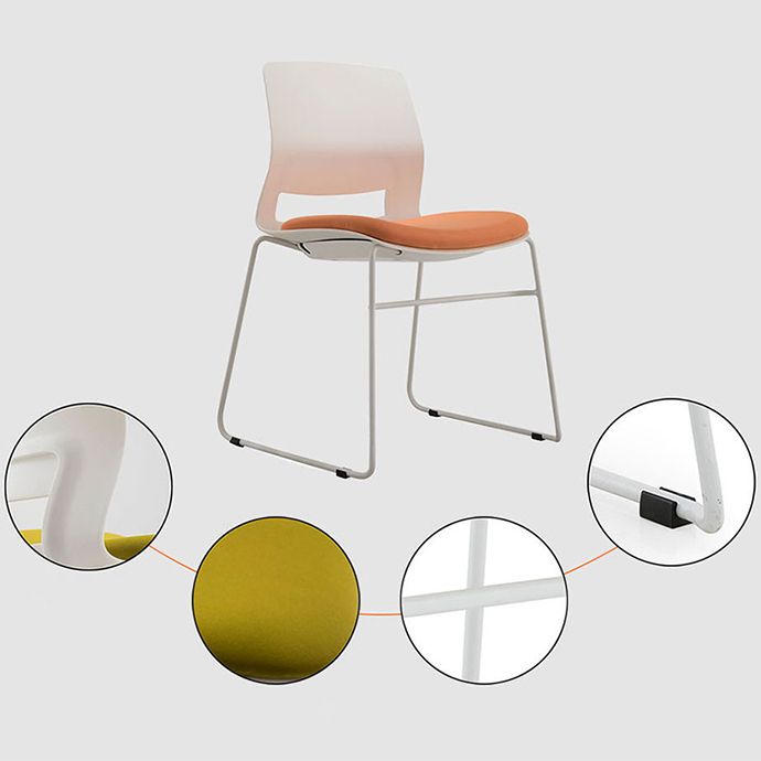 Tela de lino de estilo minimalista que cena la parte posterior abierta de la silla que cena la silla sin brazos
