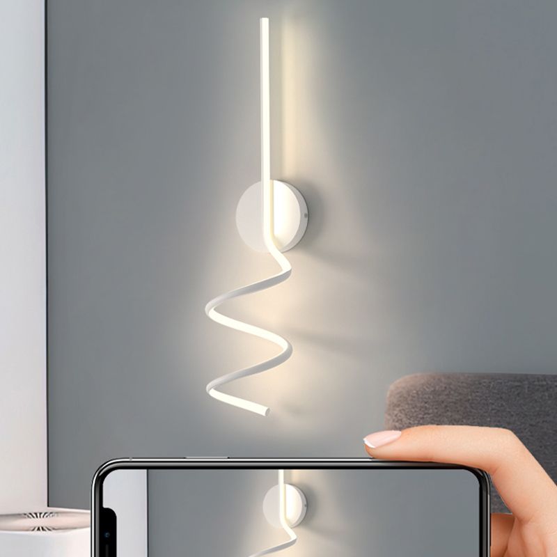 Modern Style Linear Shape Wall Sconce Metal 1 Light Wall Lighting for Living Room