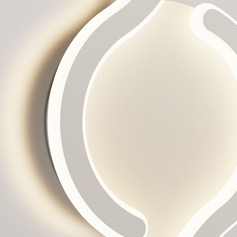 Linear Shape Metal Wall Sconce Modern Single Light Wall Mount Lighting