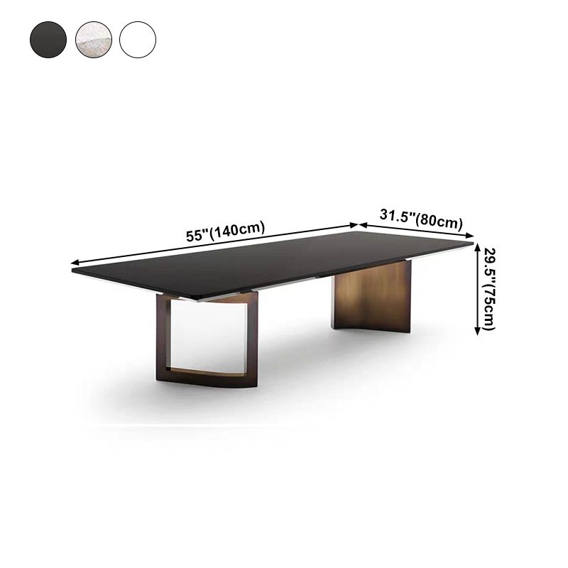 Mesa de comedor de lujo tradicional rectángulo Mesa de piedra sinterizada con pedestal doble dorado
