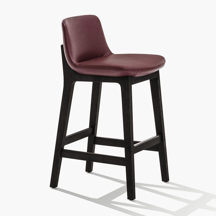 Scandinavian Indoor Bar Stools Solid Wood Stool with Footrest