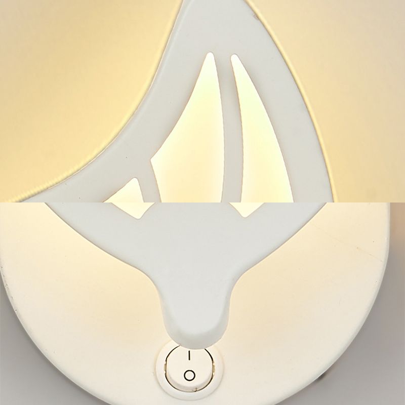 White Simplicity Acrylic LED Wall Lamp Contemporary Style Living Room Hallway Sconce Light