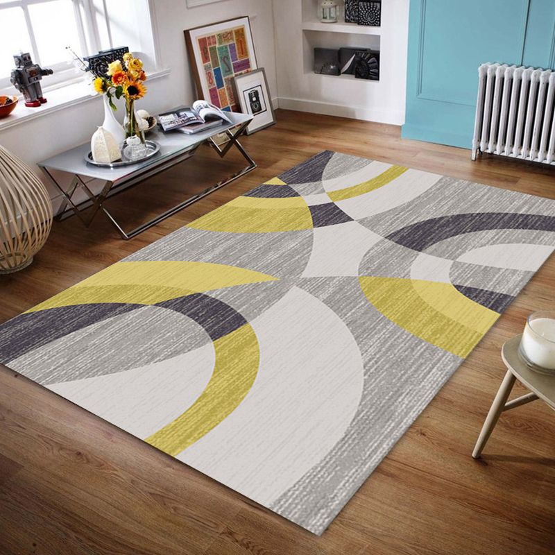 Stylish Area Rug Classic Geometric Print Polyester Rug Stain Resistant Indoor Rug for Home Decor