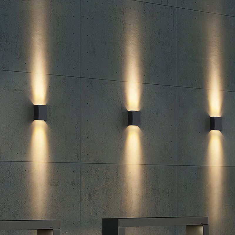 Modern Style Geometry Shape Wall Sconce Metal 2 Light Sconces for Outdoor