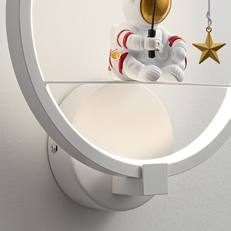 Modern Style Wall Light Creative Astronaut LED Wall Sconce Light for Bedroom