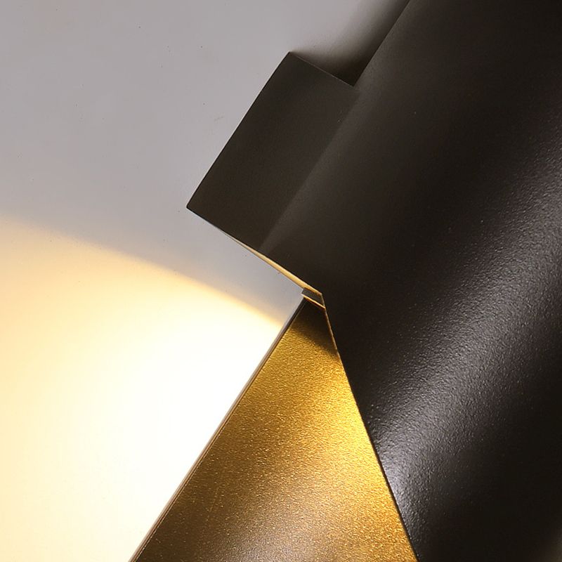 White/Black Modern Wall Mounted Sconce 1 Light Metallic Wall Light