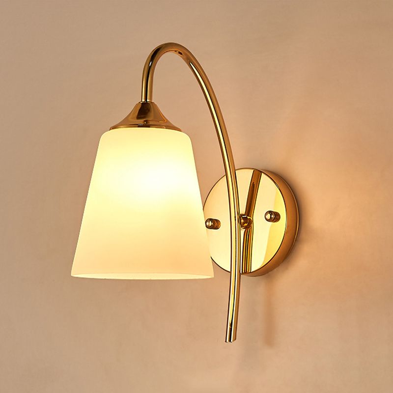 Glasgeometrische Wandbeleuchtung mit modernen Stil 1 Lichtwandmontiertes Leuchten in Gold