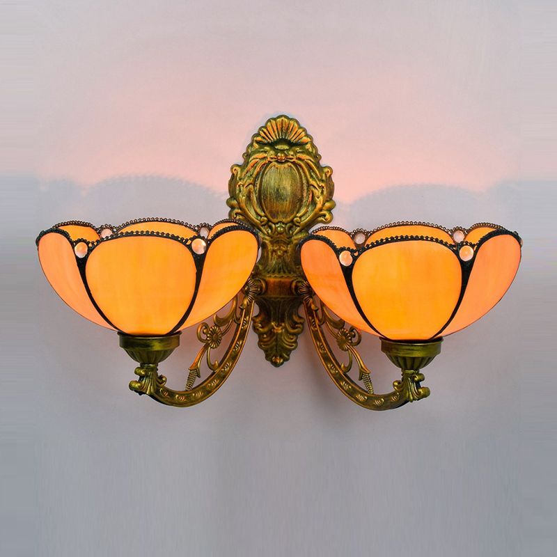 Tiffany Flower Shape Wall Mount Light Fixture Glass 2 Light Sconce Lamp