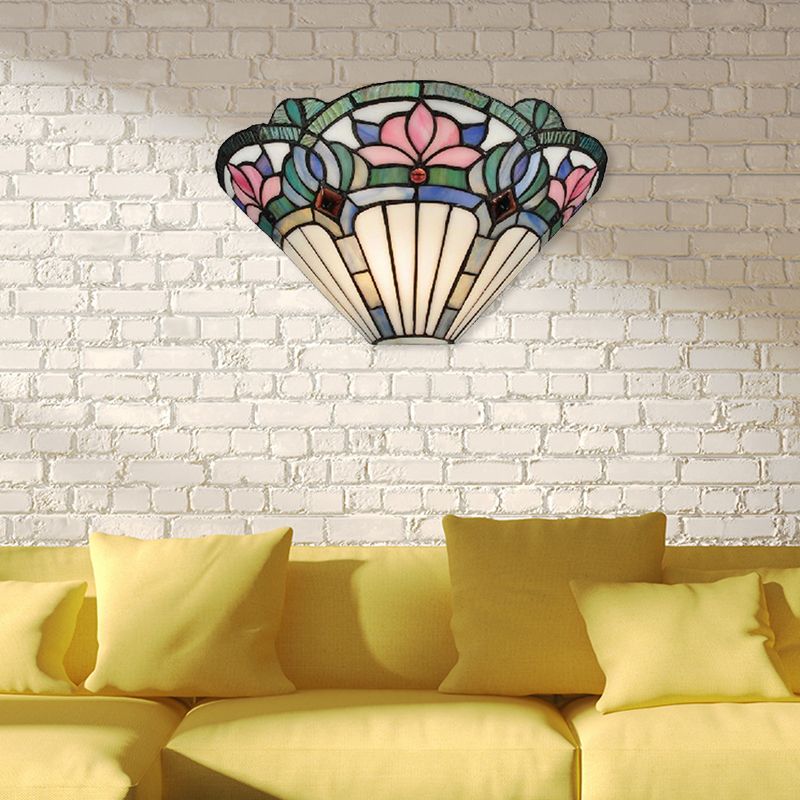 Lotus Wall Sconce Light Traditional Stained Glass 1 Bulb Wall Lighting in Pink and Green for Corridor