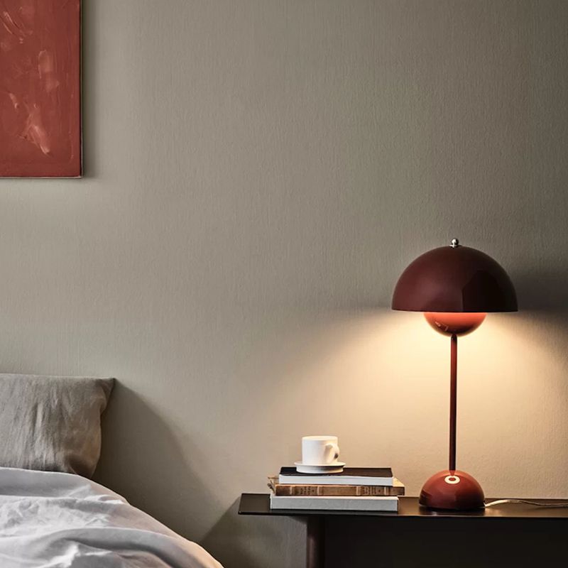 Lampada da tavolo Macaron Style Nordic Lights moderno scrivania per studiare la camera da letto per bambini
