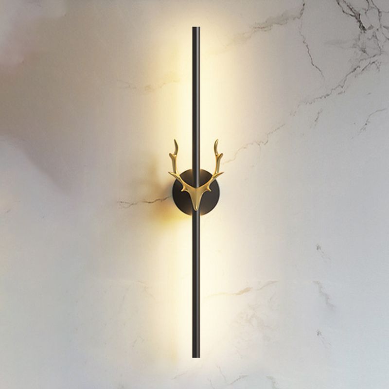 Modern Style Linear Shape Wall Sconce Metal 1 Light Sconce Lighting in Black for Bedroom