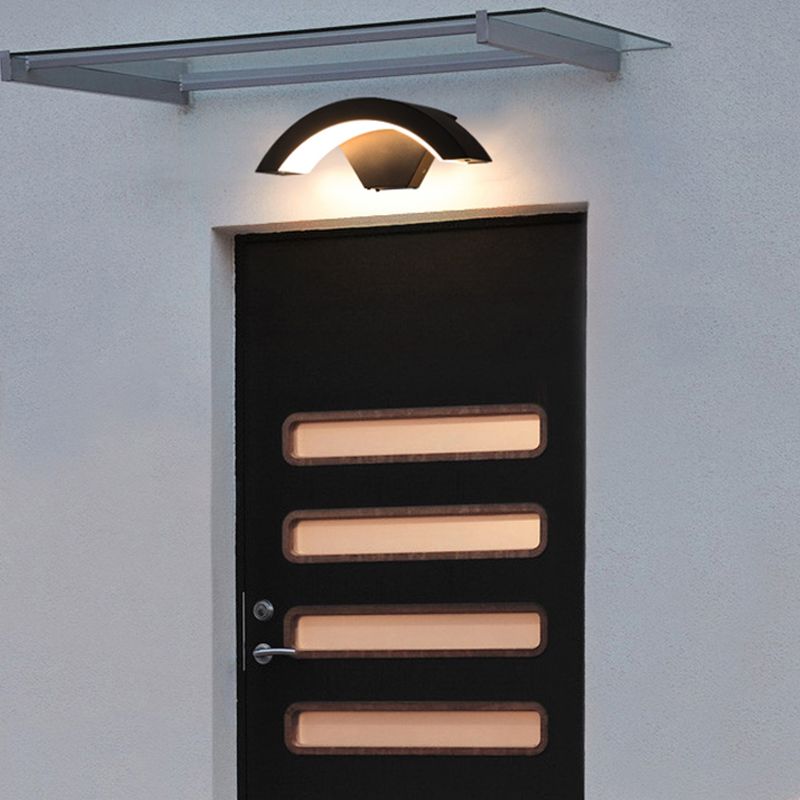 Simple Wall Sconce Curve Outdoor Sconce Light Fixture in Black