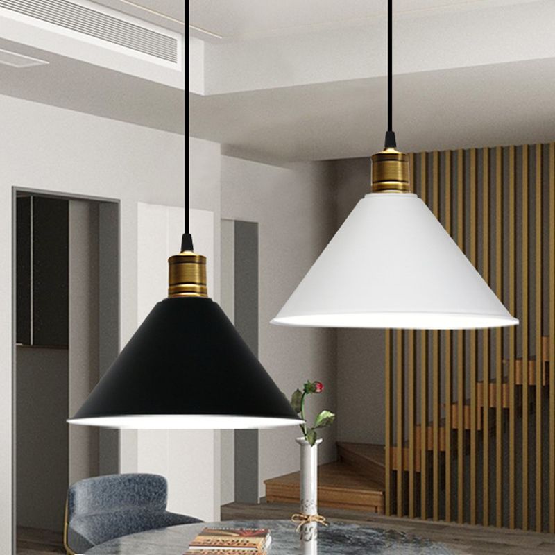 Forme de cône en métal Lumières suspendues modernes Macaron Macaron 1-Light Hanging Mount Fixture