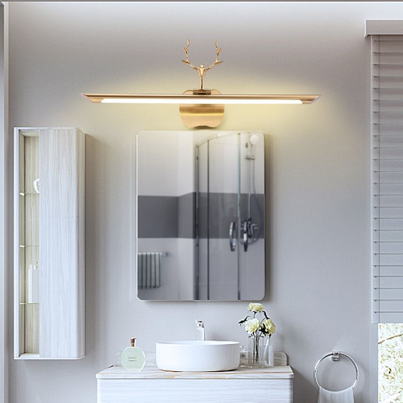 Elegante illuminazione di corna postmoderne con metallo e acrilico per lavaggio per il bagno