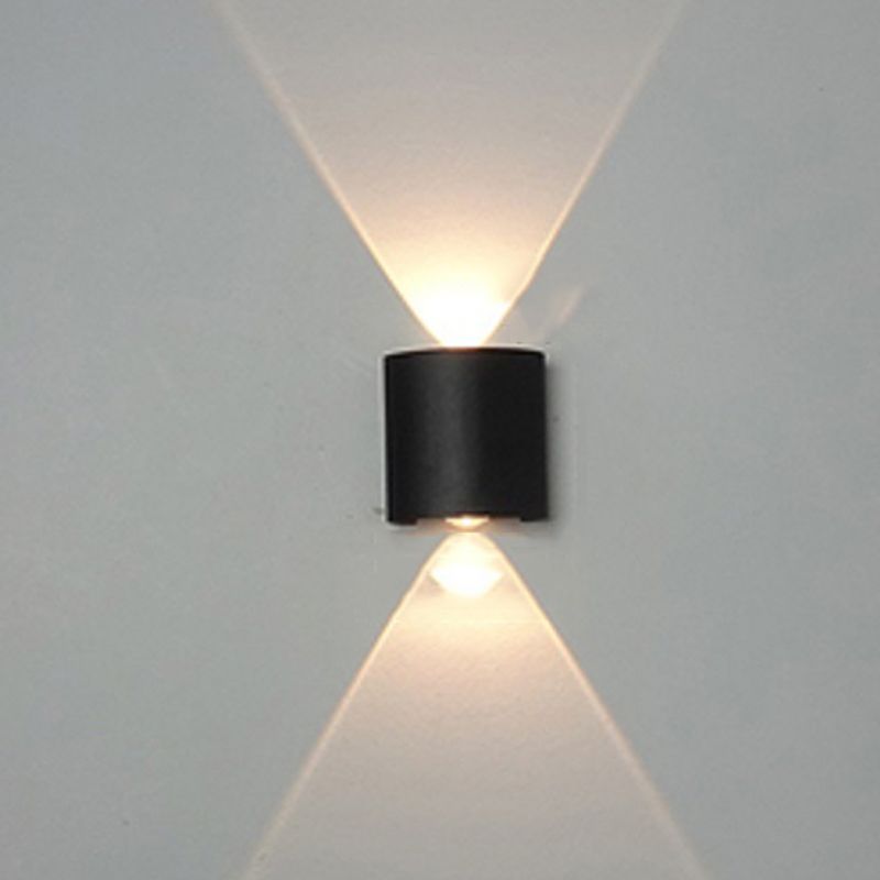 Nordic Style Iron Wall Light Modern Waterproof LED Wall Lamp for Corridor