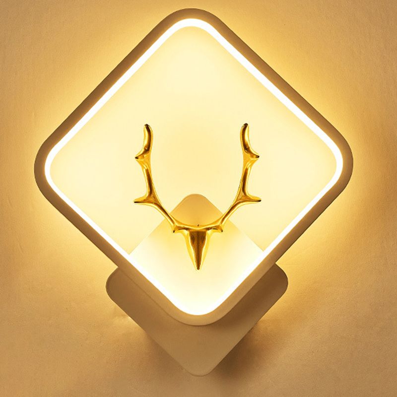 Metal Geometric Shape Wall Mount Lighting Modern Style 1-Light Wall Mounted Light Fixture