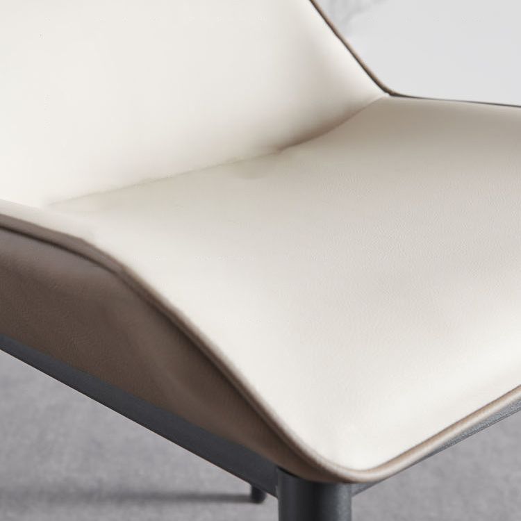 Silla auxiliar de cuero contemporánea para sala de estar con acabado mate Wingback Silla de comedor