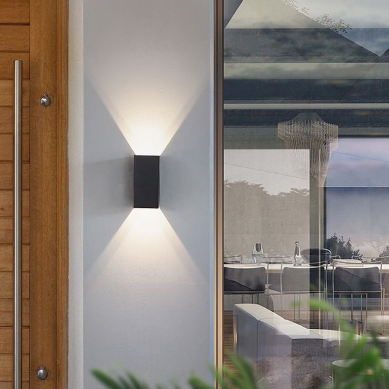 Metal Wall Lamp Modern 2 Lights Wall Mounted Lighting for Outdoor