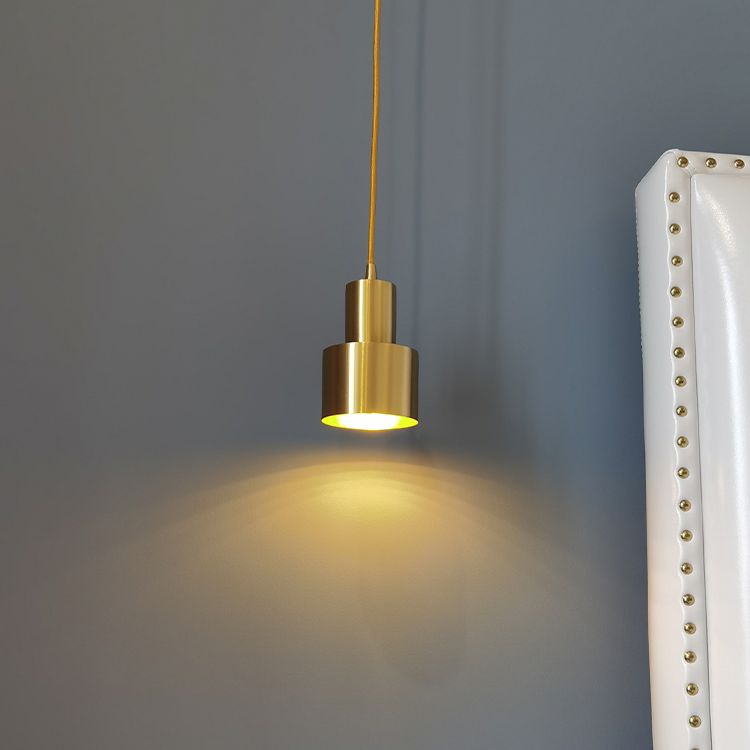 Forme cylindrique en métal Lumière suspendue à style postmoderne Pendre lumière suspendue pour le café