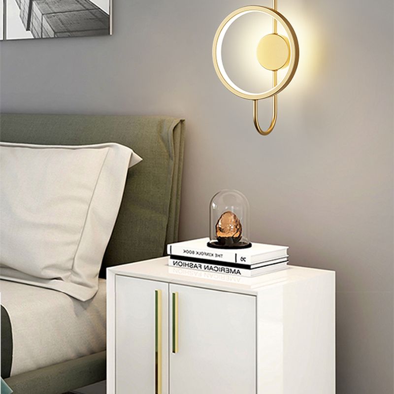 Round Shape Metal Wall Sconce Modern Style 1 Light Wall Mount Lighting