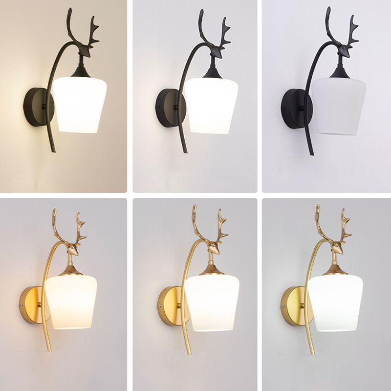 Moderne Glaswandleuchter 1 Kopf Metall -Geweihen -Wandmontage Leuchte für Wohnzimmer