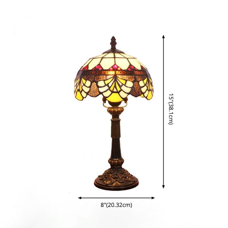 Table Dome Light 1-Bulb Verre en vitrail Tiffany Tix Tablette de chevet avec motif de coquille en marron