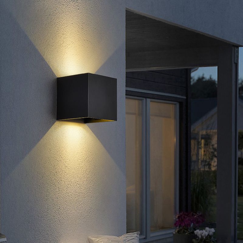 Geometry Shape Wall Lighting Modern Style Metal 2 Lights Sconce Lamp for Living Room