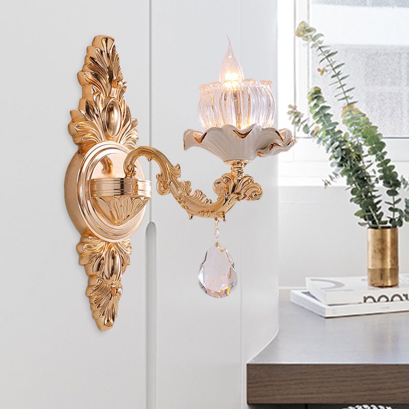 Traditional Ruffle Wall Mount Light 1/2-Head Clear Ribbed Glass Sconce Lighting with Carved Arm in Gold