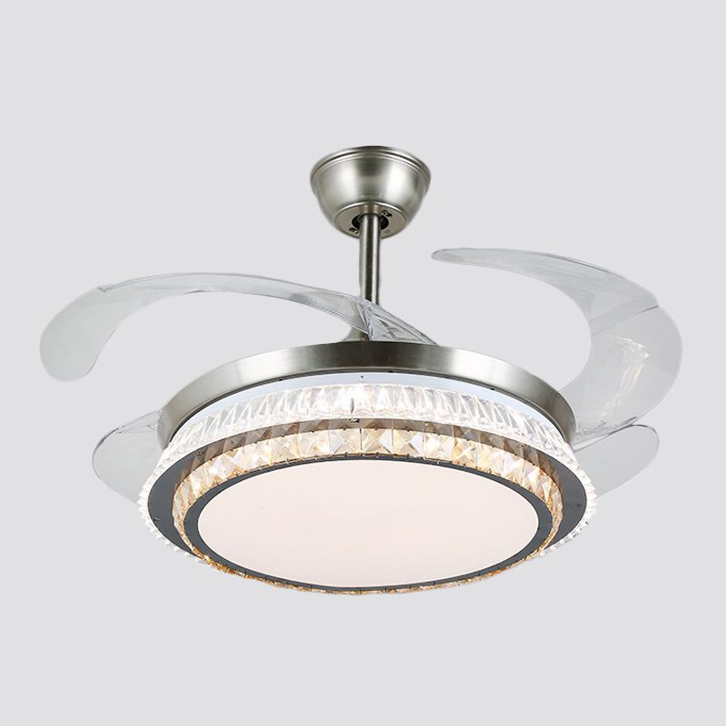 Silberschicht 4 Blades Halbflush Mount Modernismus LED Crystal Anhänger Lüfterleuchte, 19 "breit
