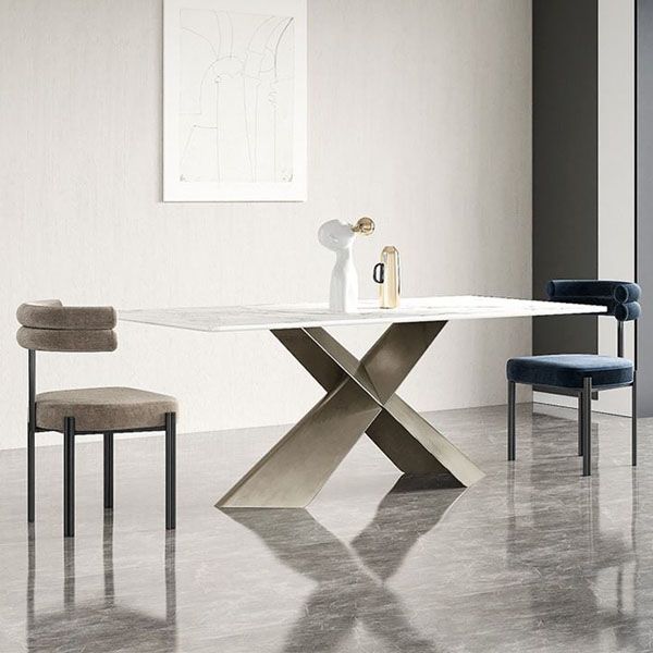 Silla sin brazos de comedor de metal moderno, silla lateral de comedor de terciopelo para uso en restaurantes