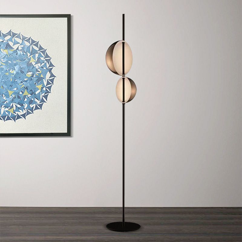 Luce di lettura a pavimento semi-ORB Nordic Light Living Metallic Lamp in piedi in nero/oro