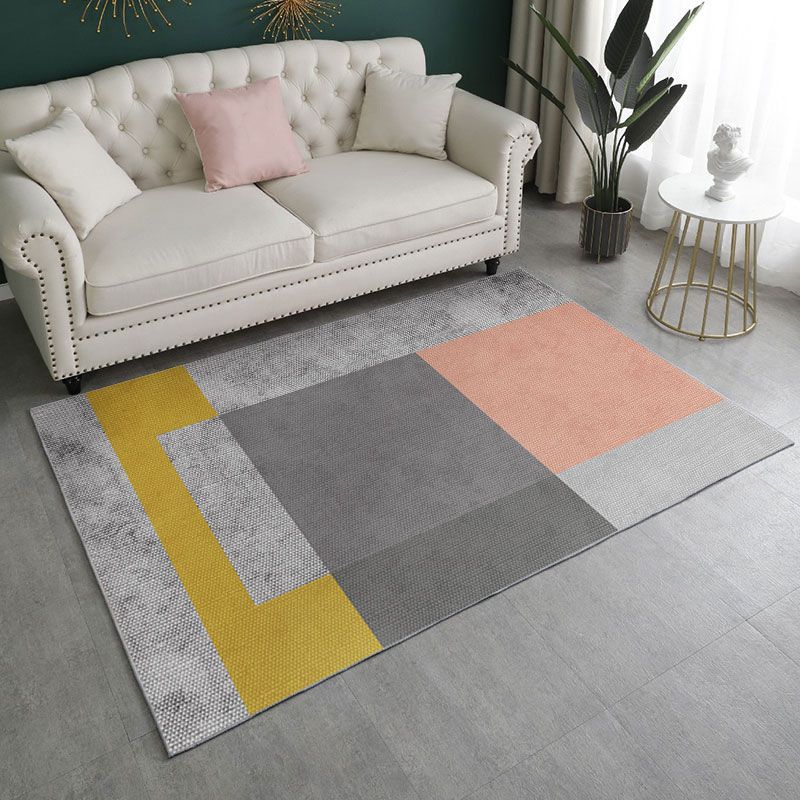 Pink Modern Carpet Polyester Moon Carpet Non-Slip Backing Carpet for Living Room