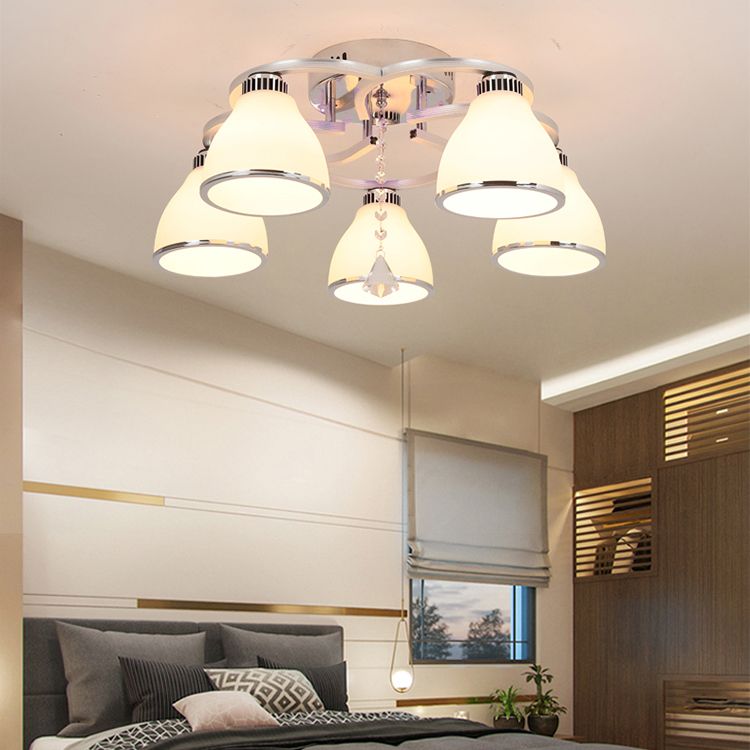Silbermetall Semi Flush Lampe Moderne mehrköpfige Deckenbeleuchtung mit Glockenglasschatten