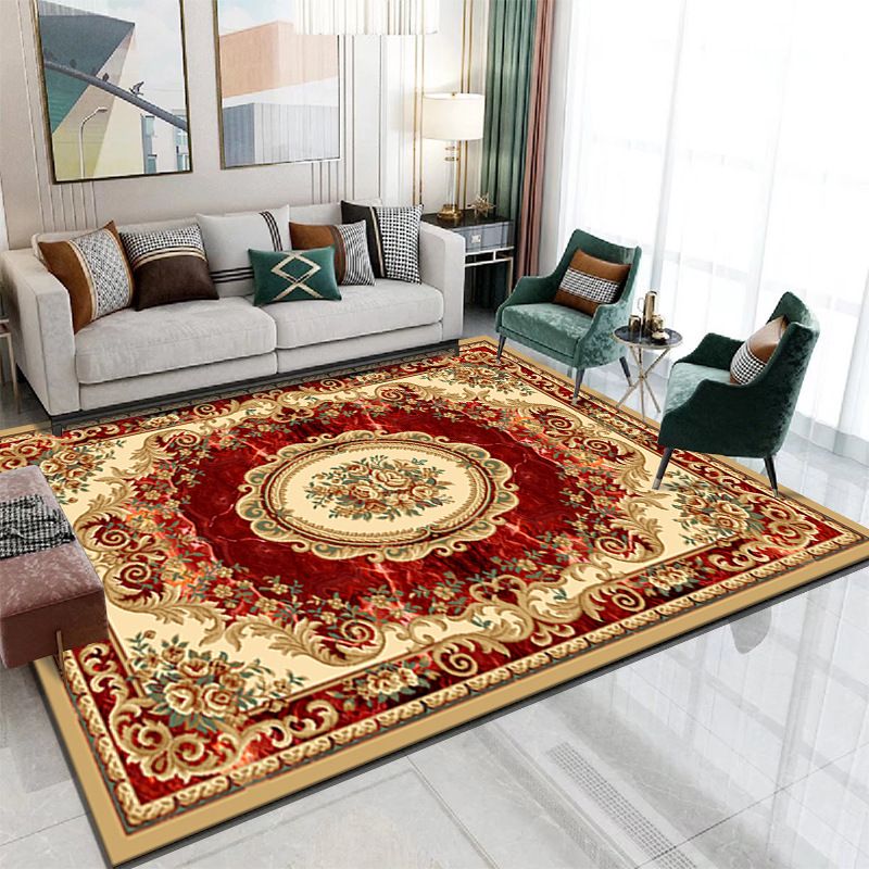 Wine Red Retro Carpet Polyester Graphic Carpet Stain Resistant Carpet for Living Room