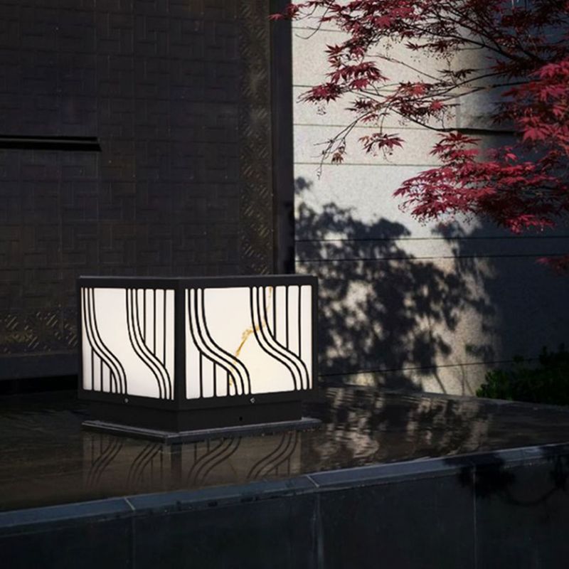 Modern LED Pillar Light Black Solar Lighting Fixture for Garden