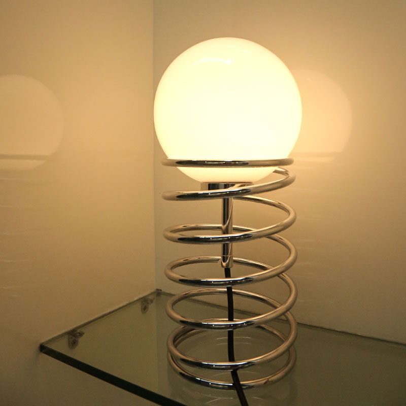 Lampada da tavolo a molla cromata Lampada da comodino minimalista in vetro bianco a 1 lampadina per camera da letto