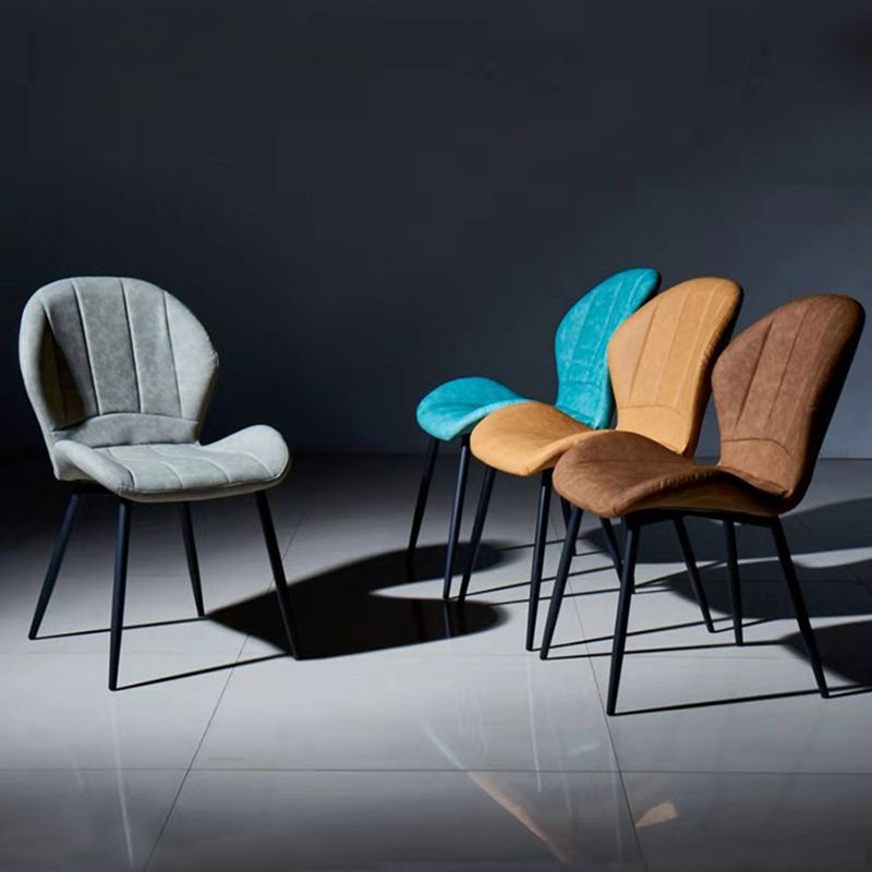 Metal de la cocina del estilo nórdico que cena la silla Wingback que cena las sillas laterales sin brazos