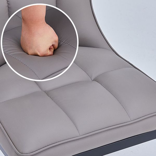 Chaise d'appoint scandinave à dossier solide, chaise de salle à manger rembourrée en métal