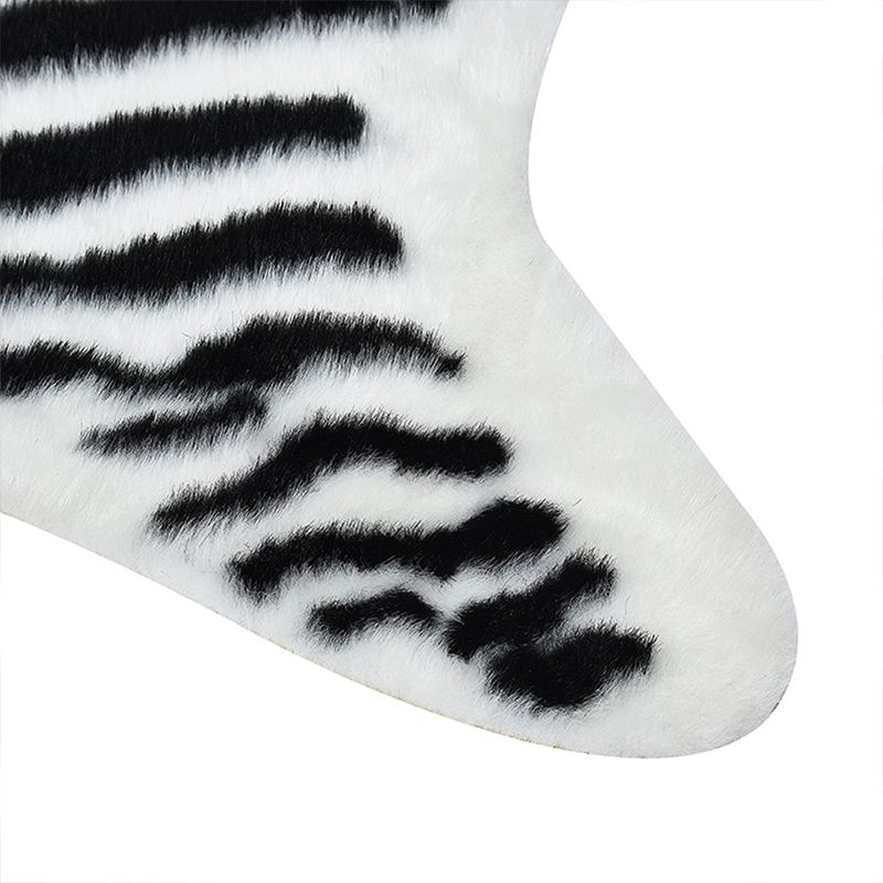 Nordic Zebra Print Teppich Schwarz-Weiß-Synthetik Teppich Anti-Rutschtierfreundlicher Maschinenwaschableie für Wohnkultur