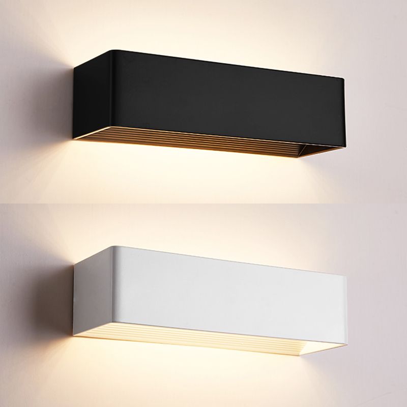 Forme carrée en métal applique de style moderne 2 lumières