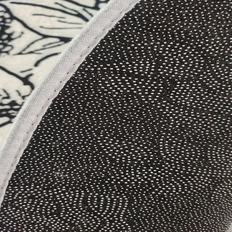 Grey Simple Rug Polyester Graphic Indoor Rug Stain Resistant Rug for Drawing Room